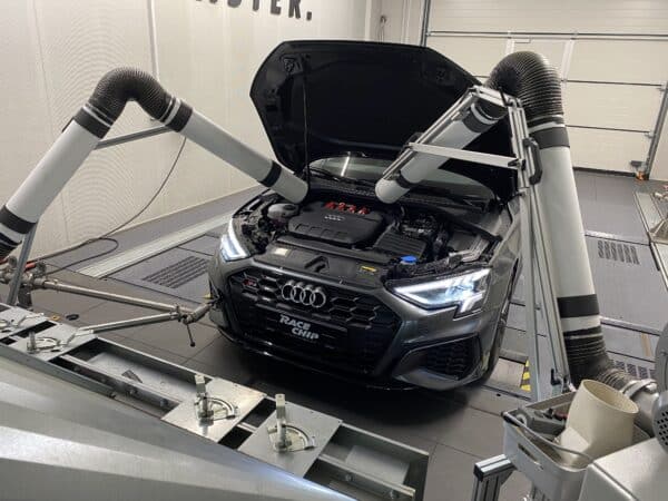 Racechip GTS 5 Black - Audi S3 8Y (pre-facelift) - 310pk- Chiptuning Module